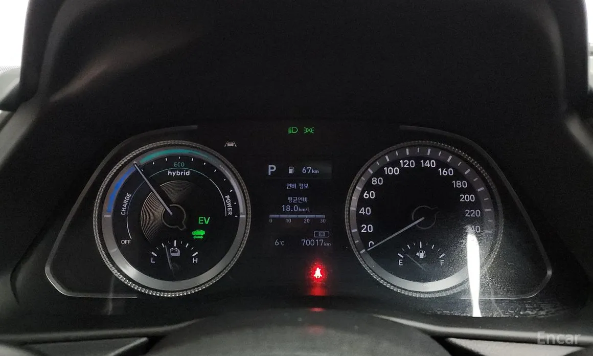 Фото 8 - Hyundai Sonata