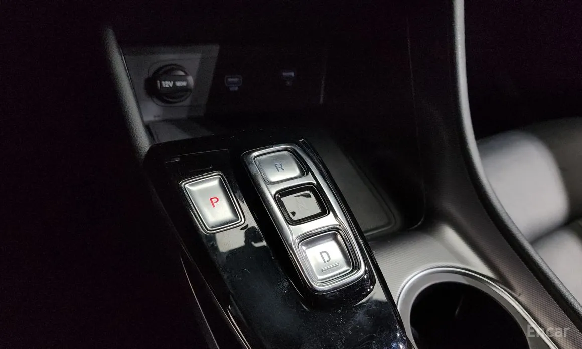 Фото 9 - Hyundai Sonata