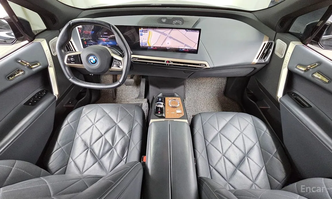 Фото 7 - BMW iX