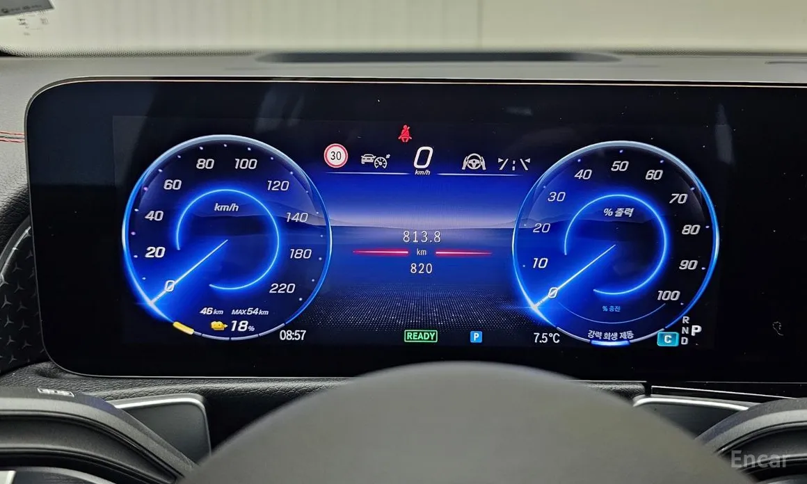 Фото 15 - Mercedes-Benz EQB