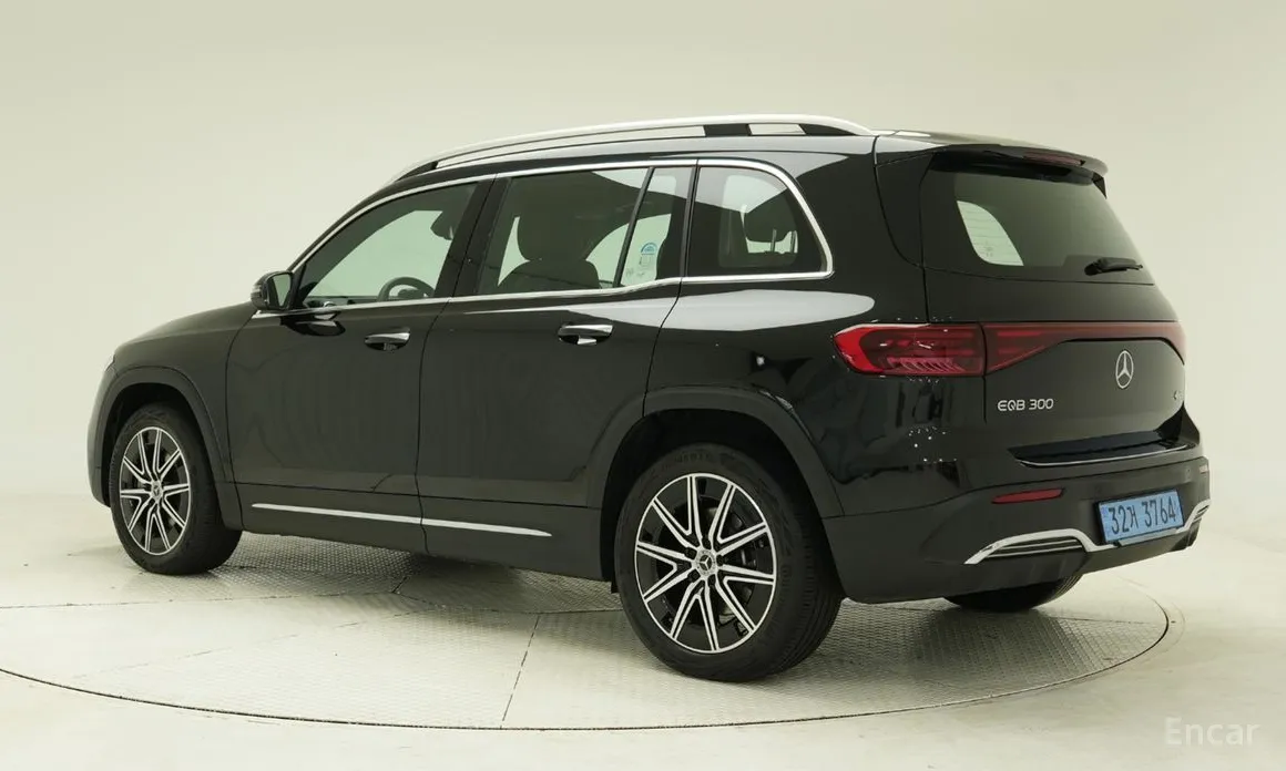 Фото 16 - Mercedes-Benz EQB