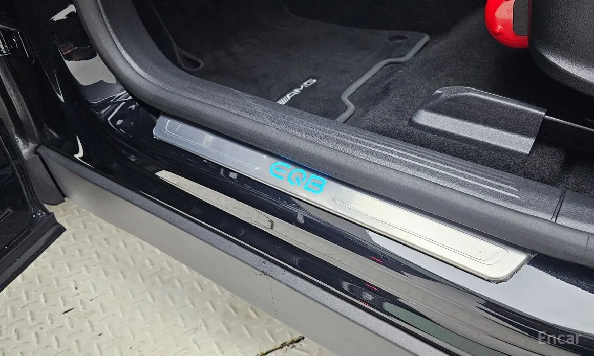 Фото 7 - Mercedes-Benz EQB