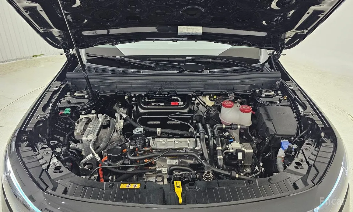 Фото 9 - Mercedes-Benz EQB