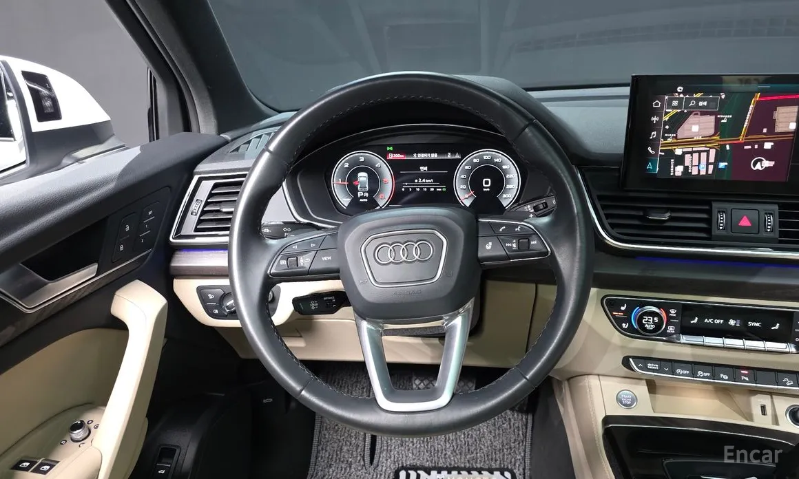 Фото 13 - Audi Q5