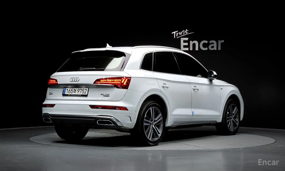 Фото 2 - Audi Q5