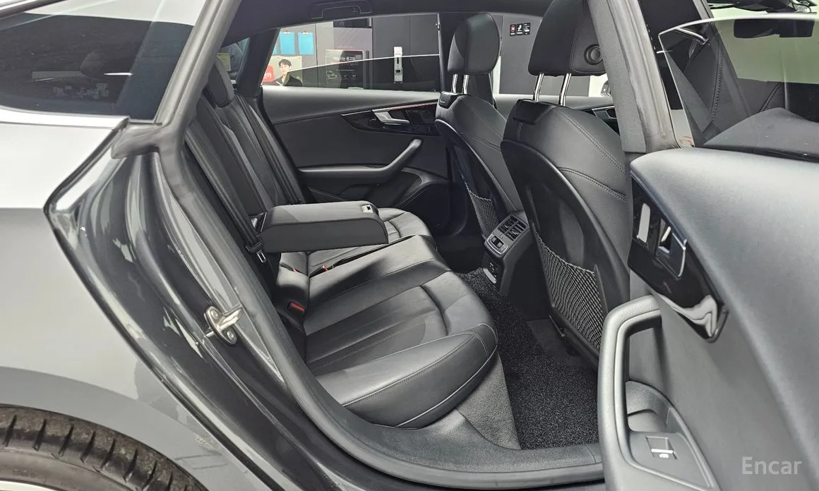 Фото 12 - Audi A5