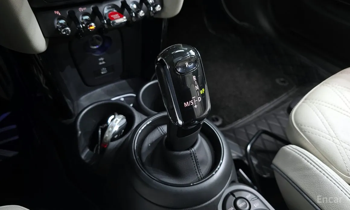 Фото 9 - Mini Cooper