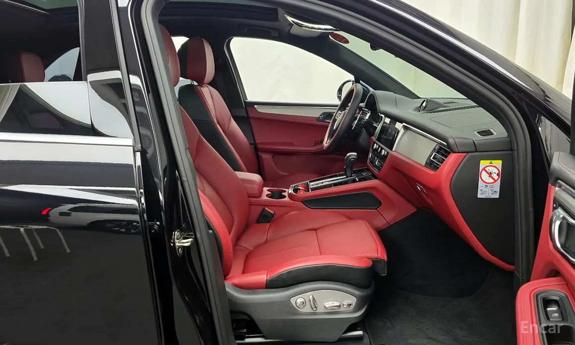 Фото 11 - Porsche Macan