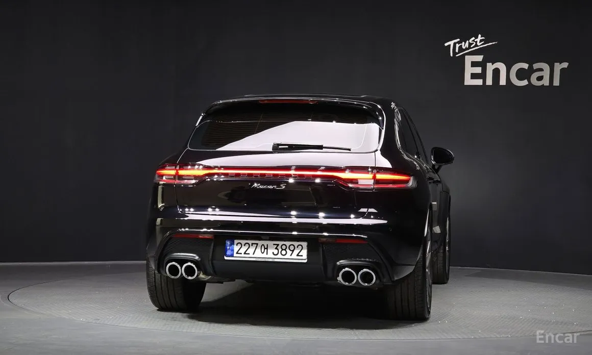 Фото 4 - Porsche Macan