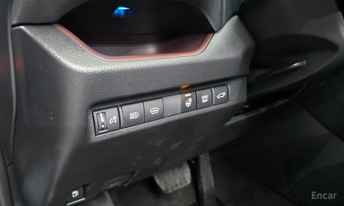 Фото 18 - Toyota RAV4