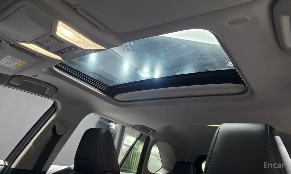 Фото 19 - Toyota RAV4