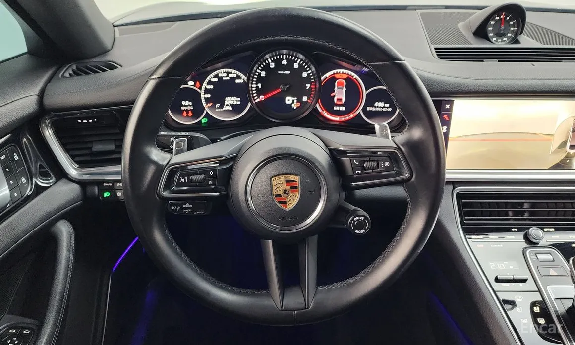 Фото 13 - Porsche Panamera