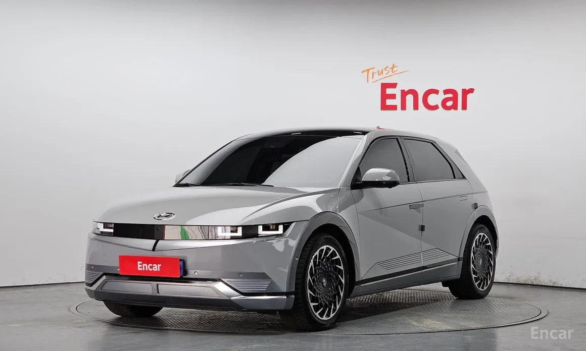 Photo 1 - Hyundai Ioniq 5