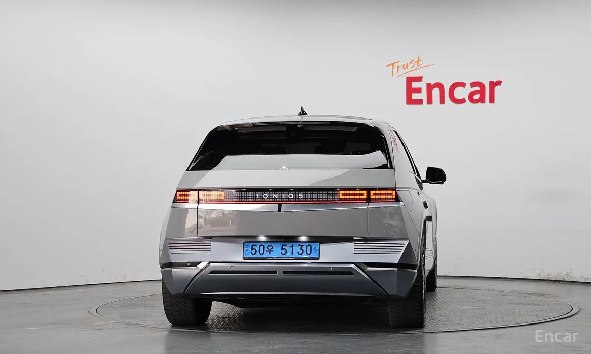 Photo 4 - Hyundai Ioniq 5