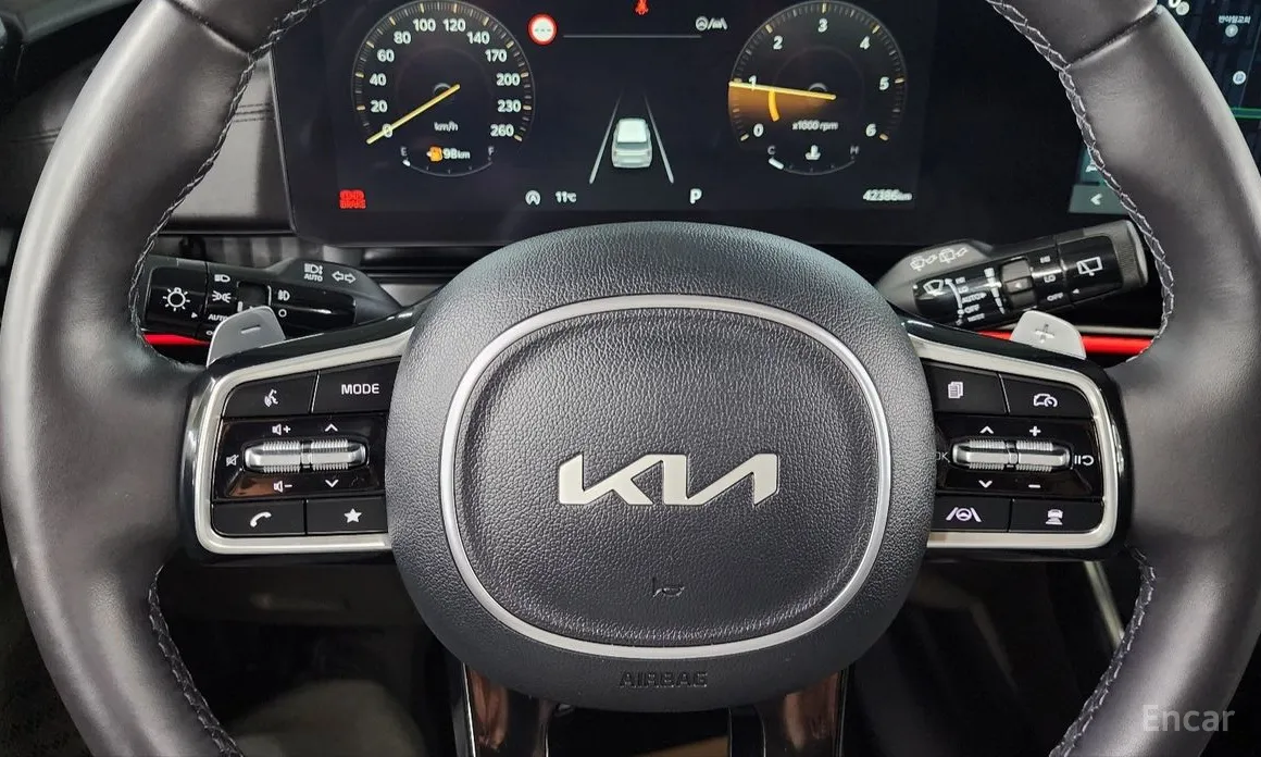 Фото 13 - Kia Carnival