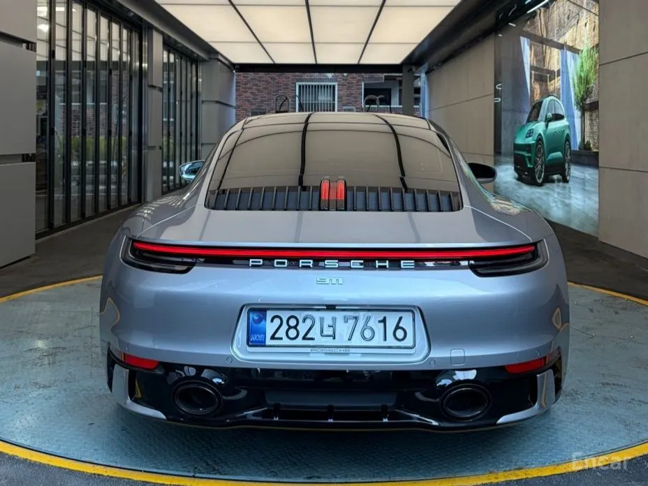 Фото 4 - Porsche 911