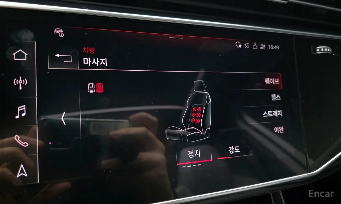 Фото 16 - Audi SQ7