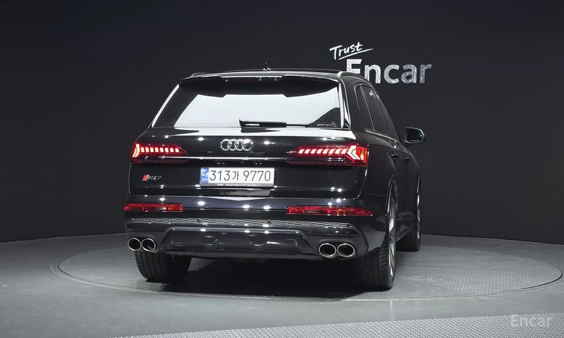 Фото 4 - Audi SQ7