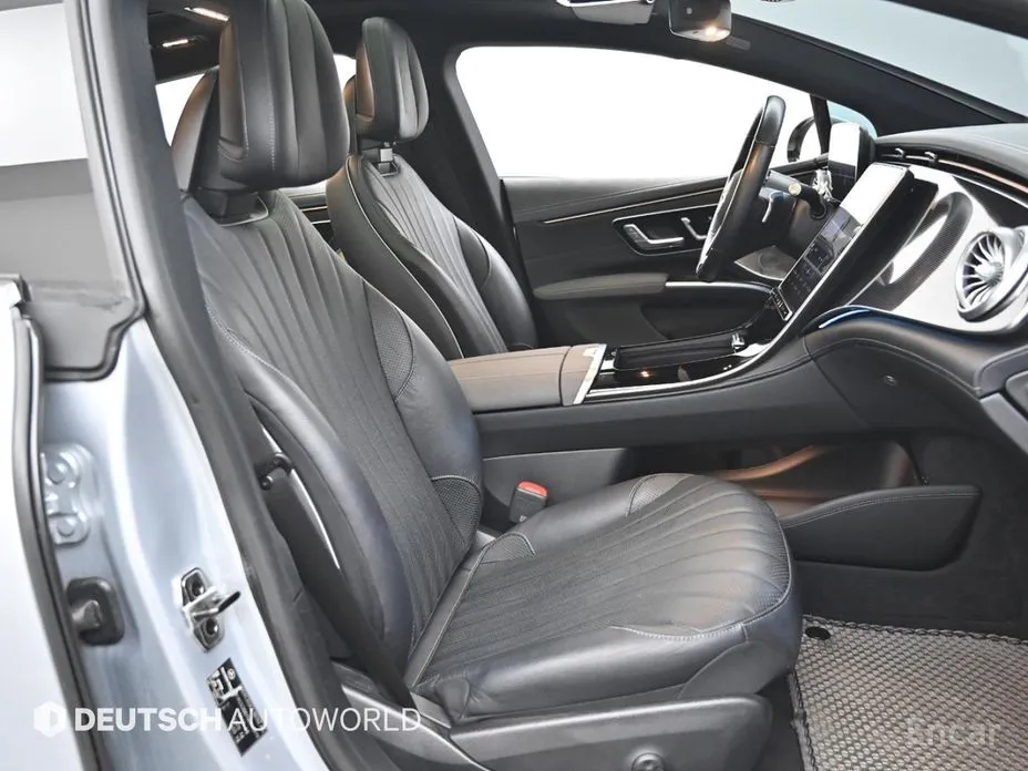 Фото 10 - Mercedes-Benz EQS