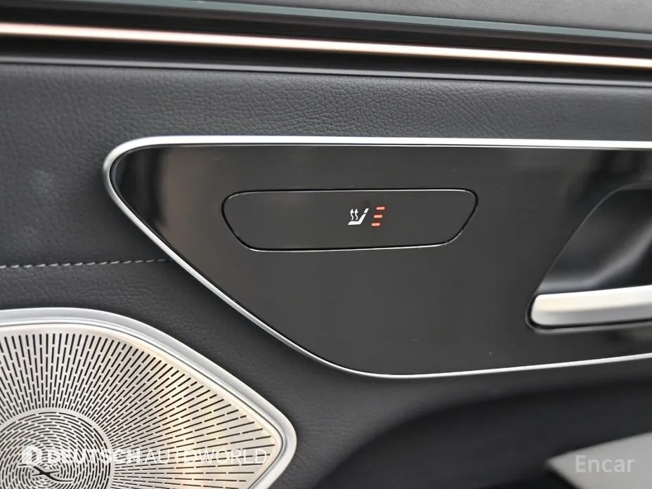 Фото 16 - Mercedes-Benz EQS