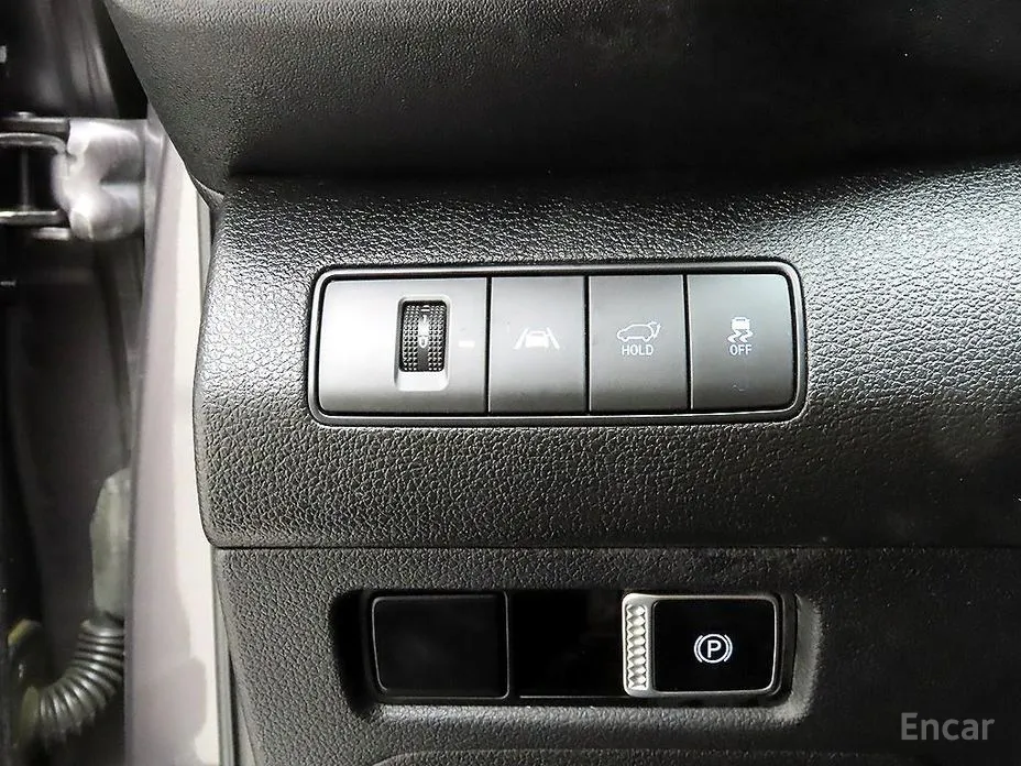 Фото 12 - Hyundai Santa Fe