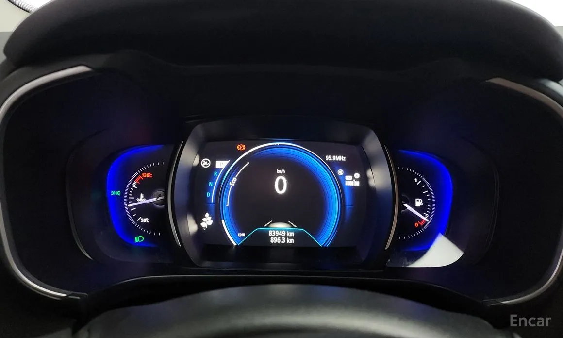 Фото 8 - Renault QM6