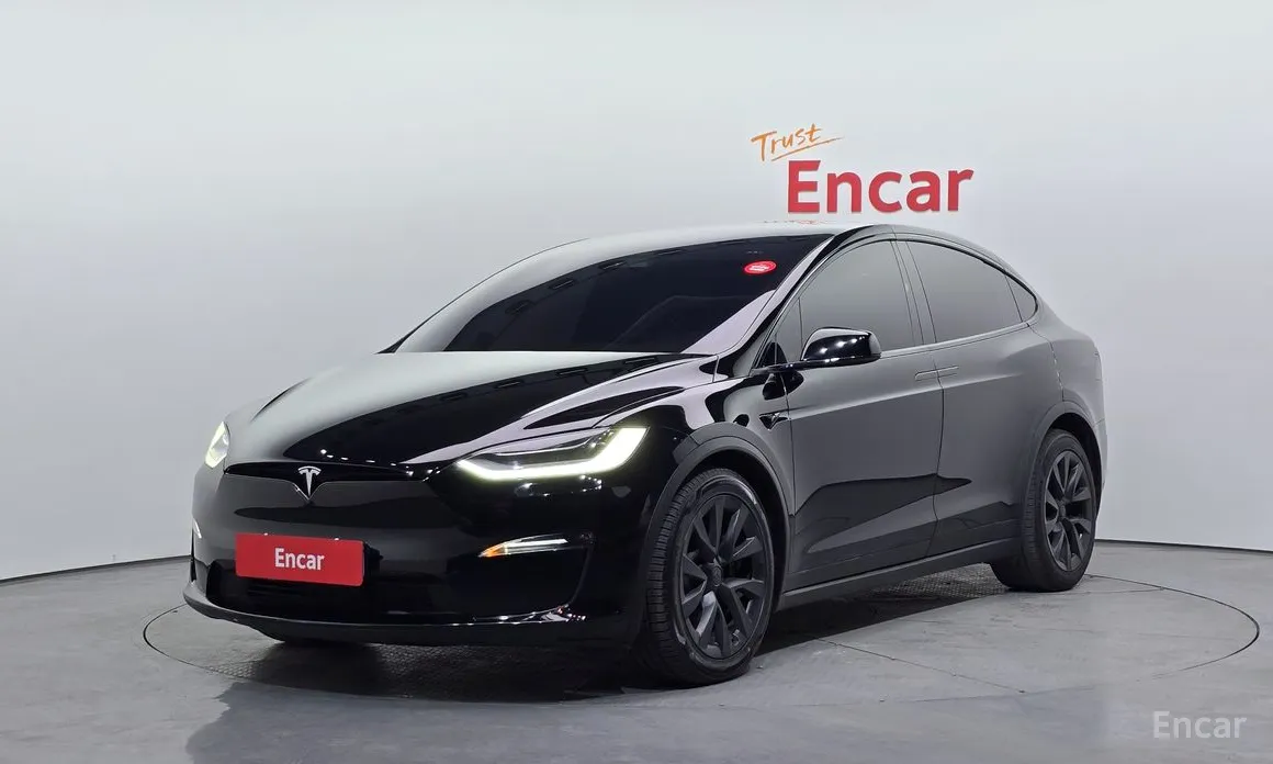 Фото 1 - Tesla Model X