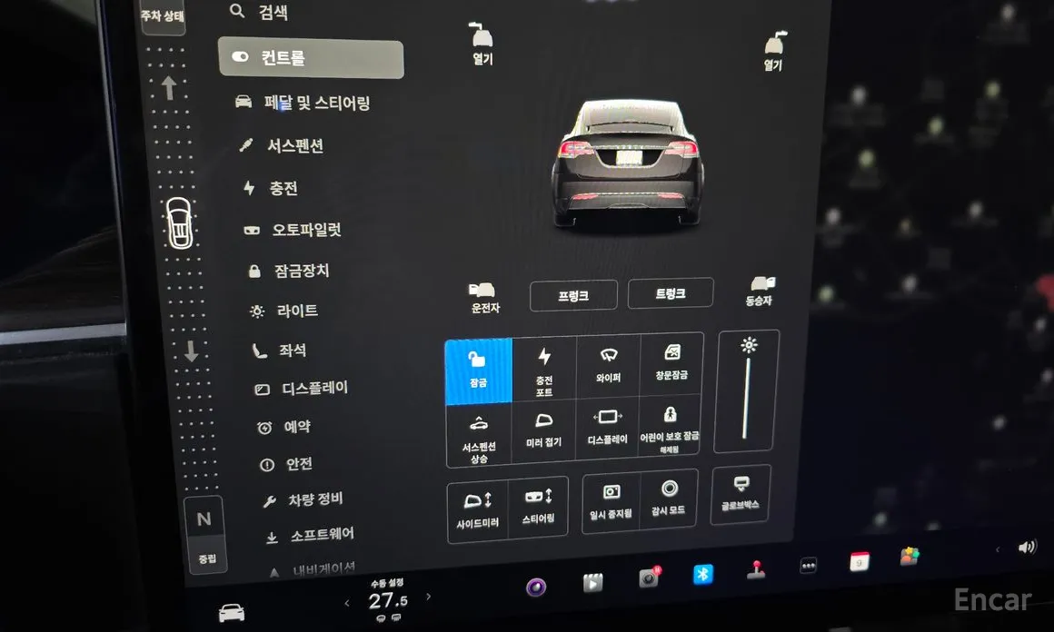 Фото 17 - Tesla Model X