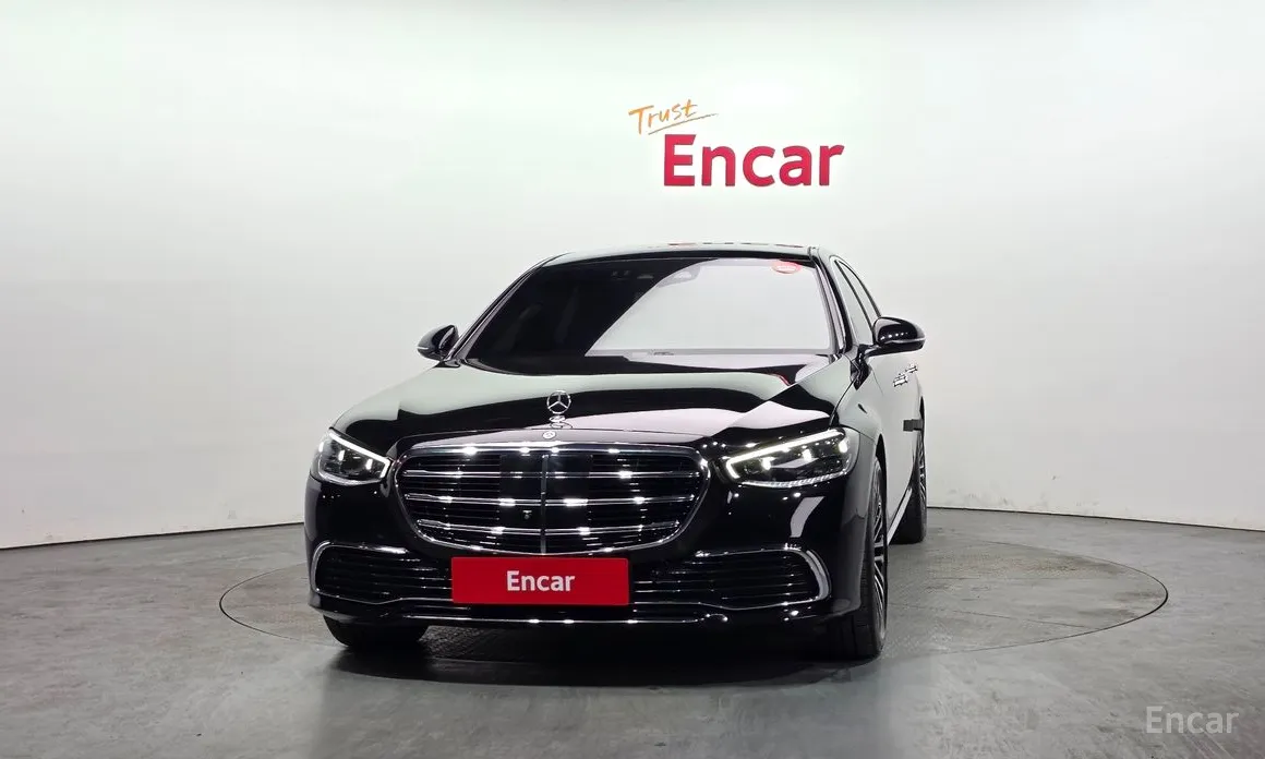 Фото 3 - Mercedes-Benz S-Class