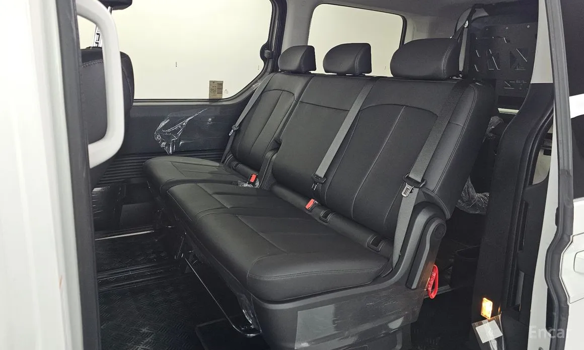 Фото 12 - Hyundai Staria