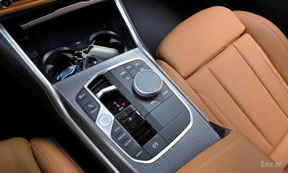 Photo 9 - BMW 3 Series