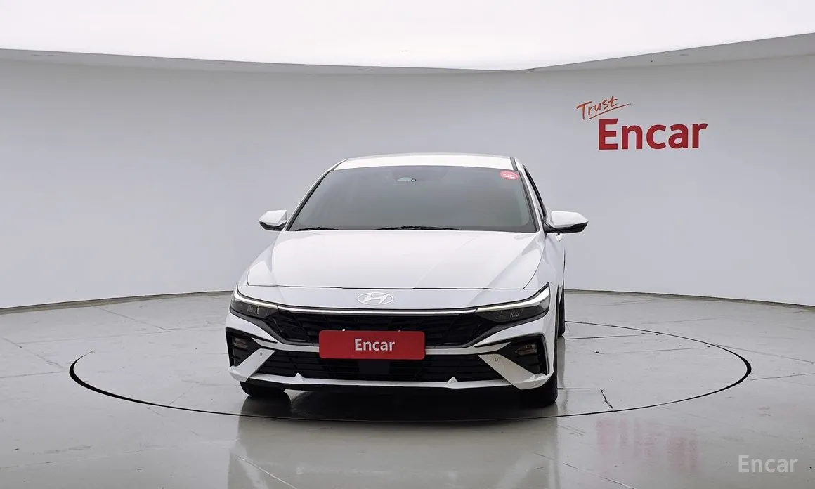 Фото 3 - Hyundai Avante