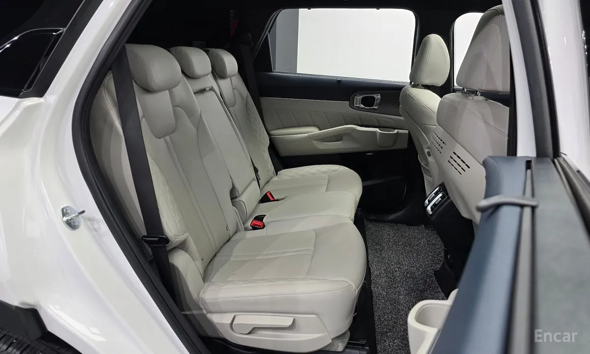 Фото 12 - Kia Sorento