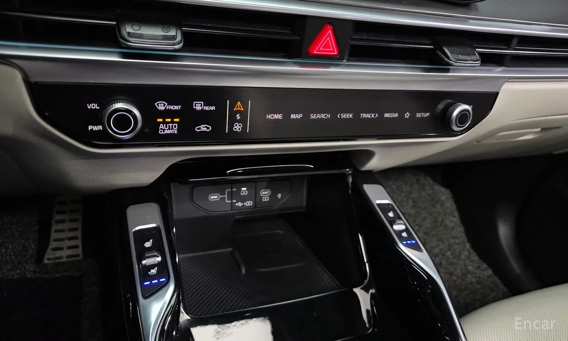 Фото 17 - Kia Sorento