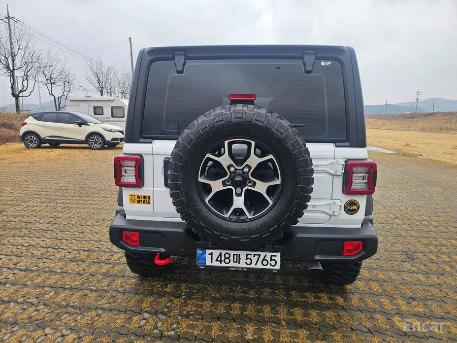 Фото 6 - Jeep Wrangler