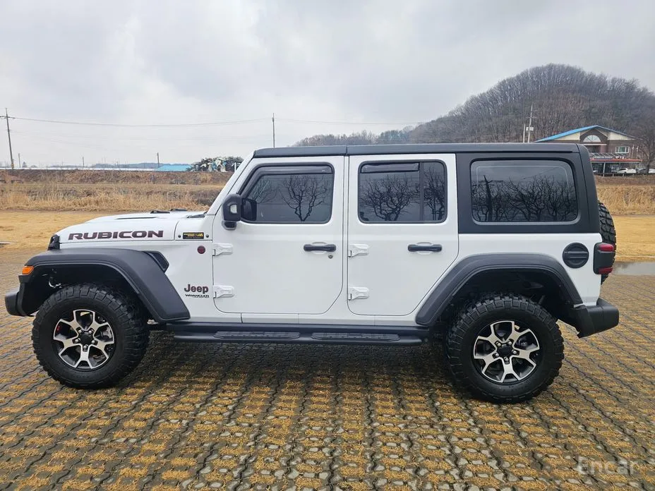 Фото 8 - Jeep Wrangler