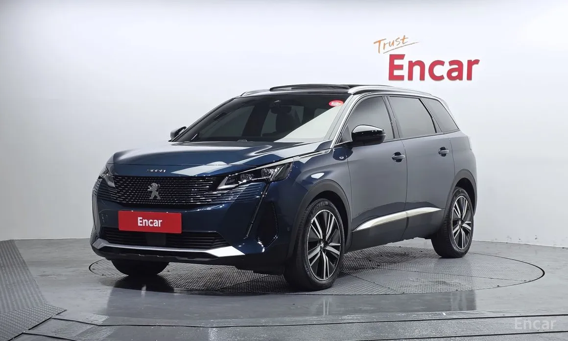 Фото 1 - Peugeot 5008