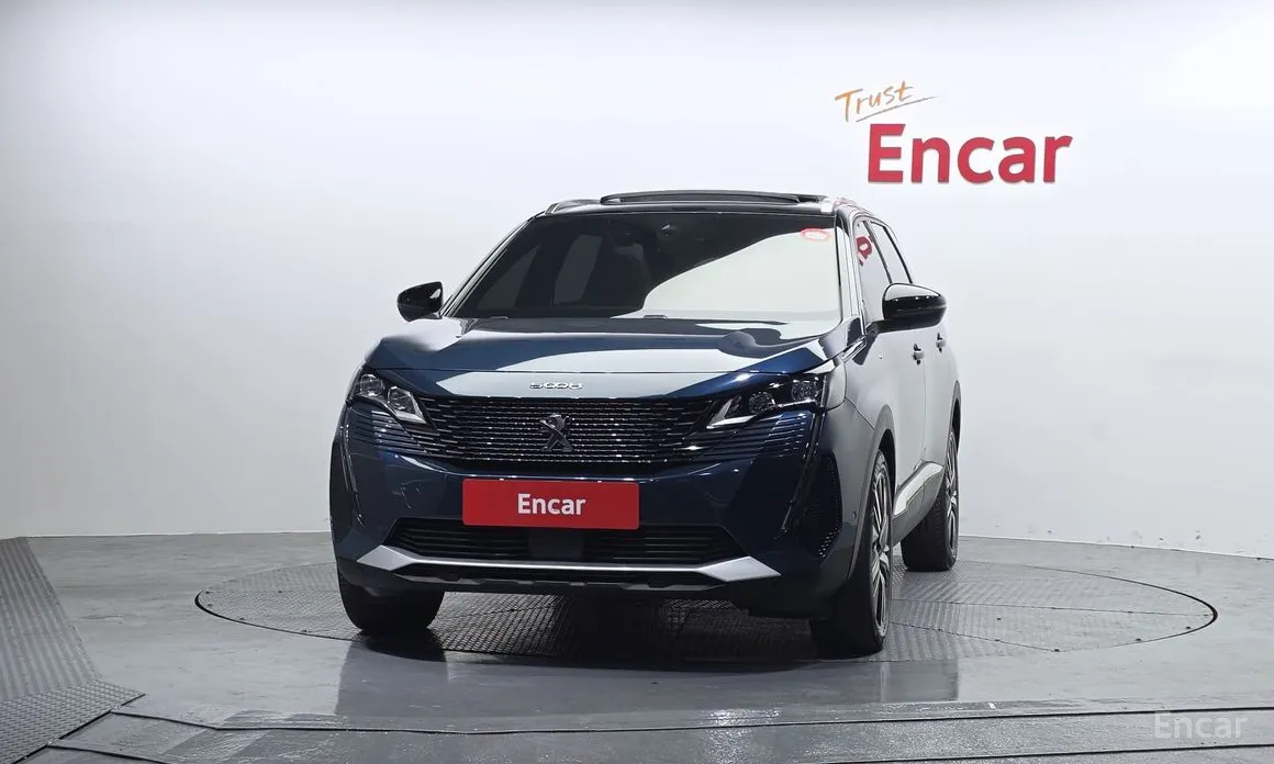 Фото 3 - Peugeot 5008