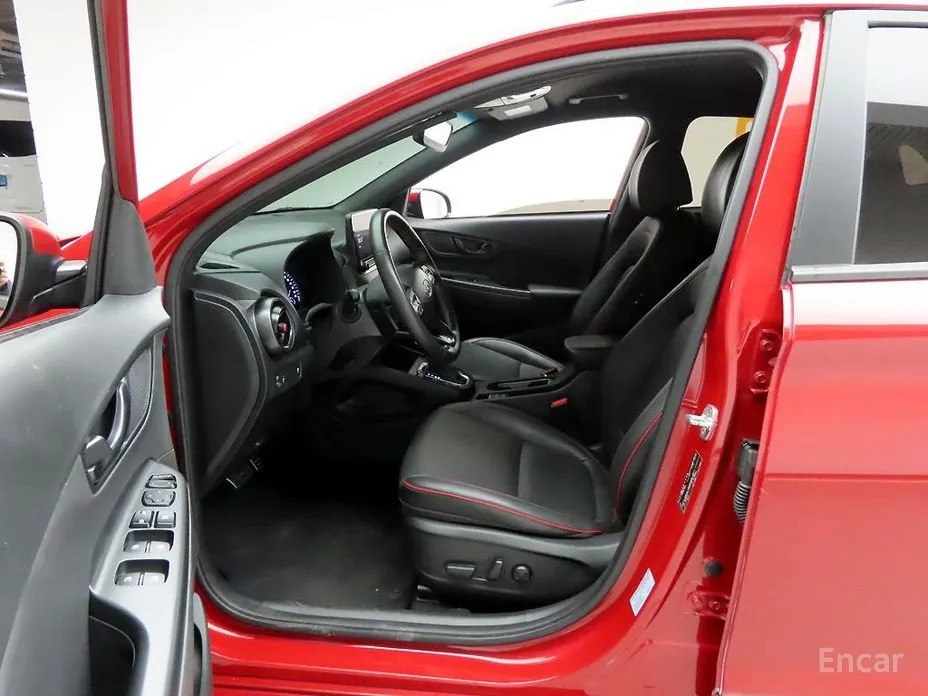 Фото 12 - Hyundai Kona