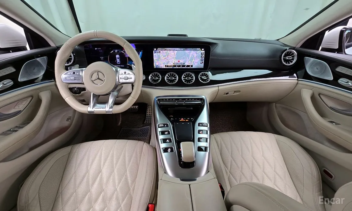 Фото 7 - Mercedes-Benz AMG GT