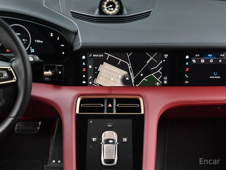 Фото 13 - Porsche Taycan