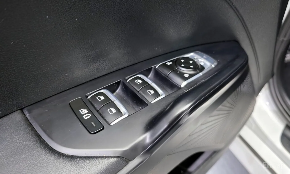 Фото 14 - Kia K5