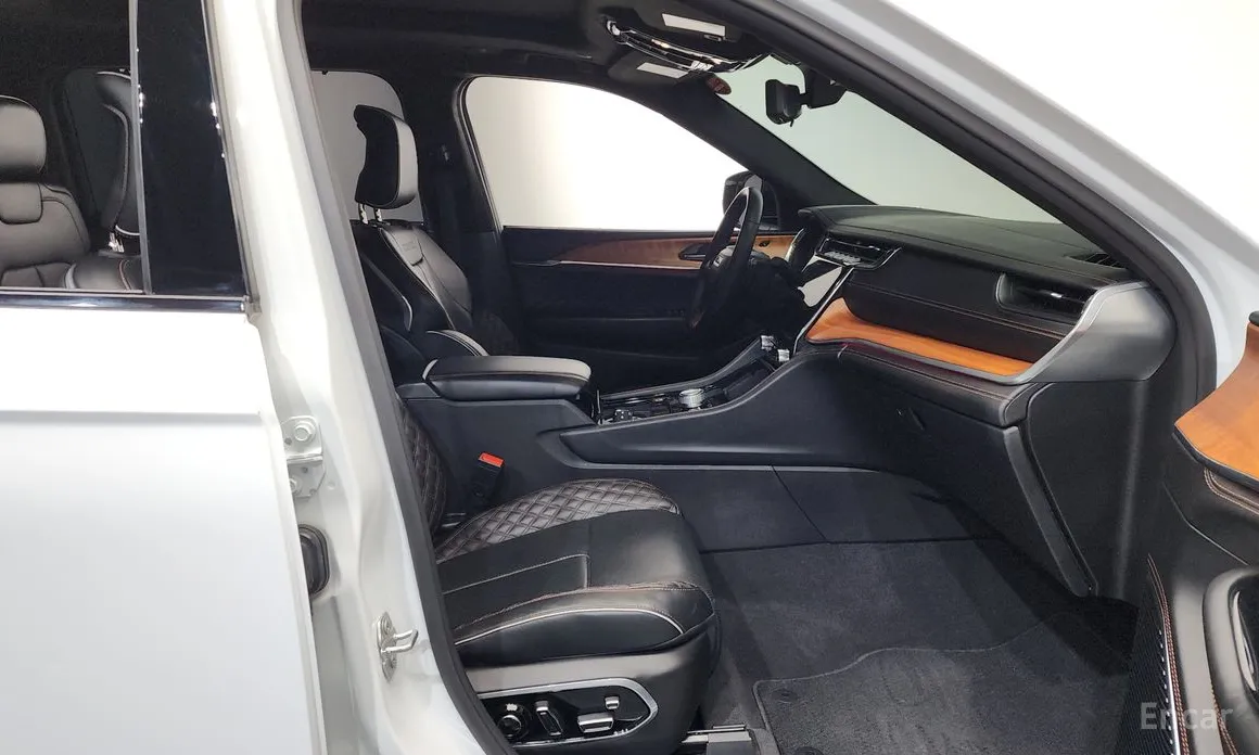 Jeep Cherokee 2021 L 3.6 Summit Reserve