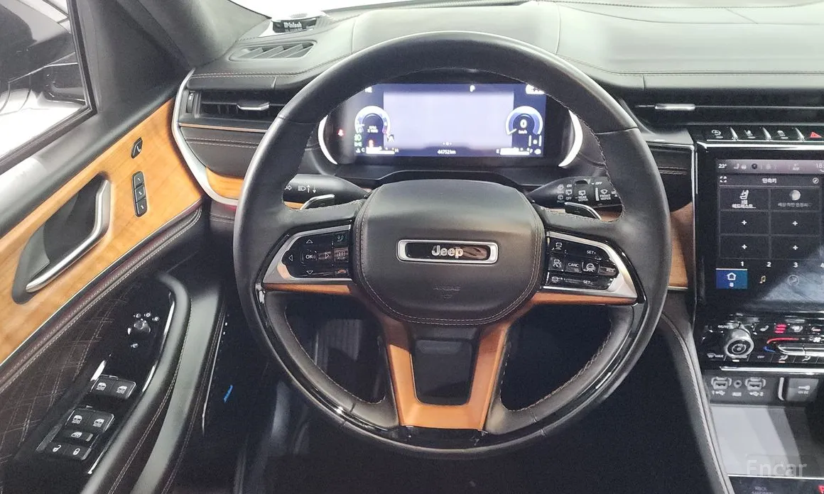 Jeep Cherokee 2021 L 3.6 Summit Reserve
