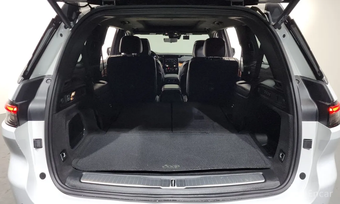 Jeep Cherokee 2021 L 3.6 Summit Reserve