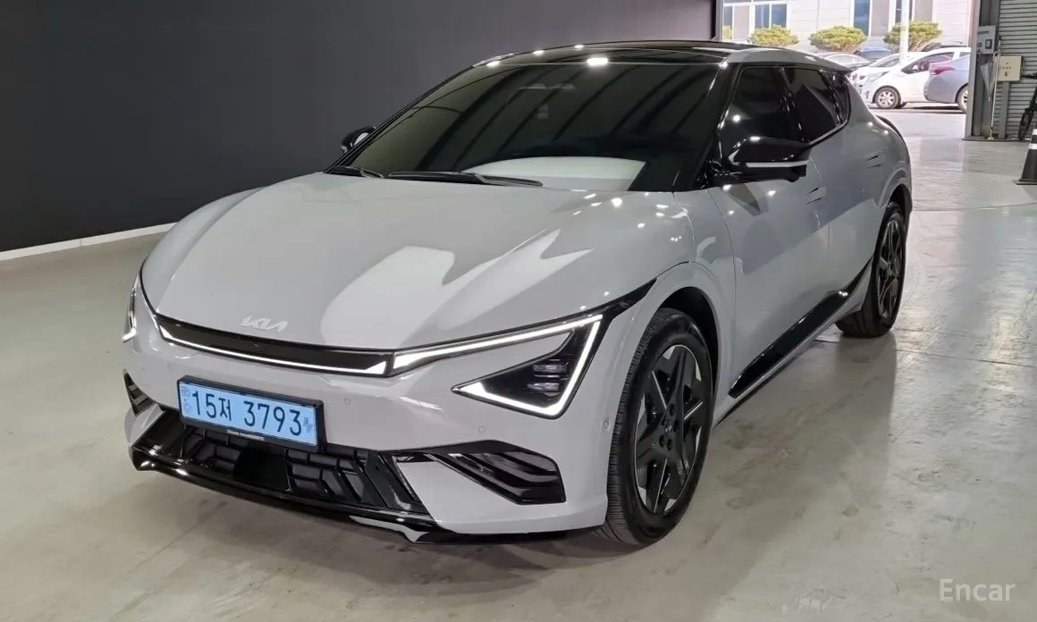 Фото 1 - Kia EV6