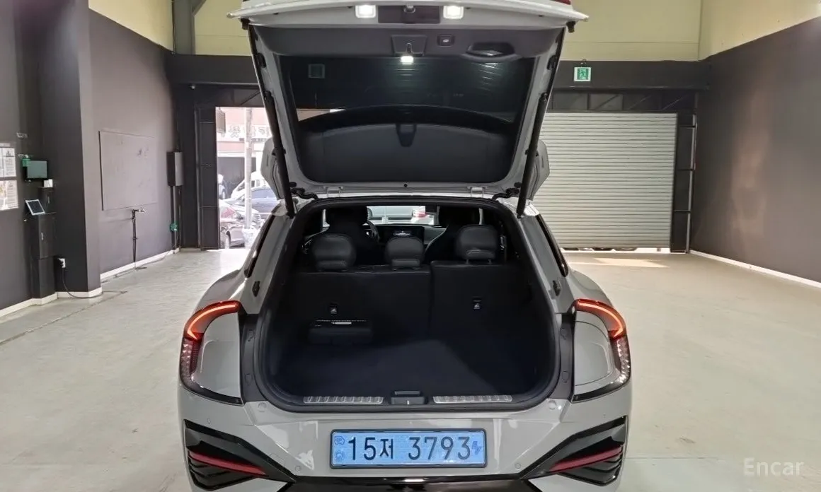 Фото 16 - Kia EV6