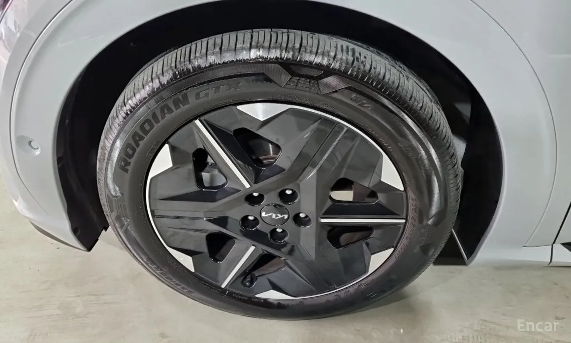 Фото 18 - Kia EV6