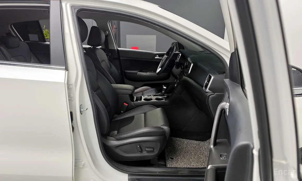 Фото 11 - Kia Sportage