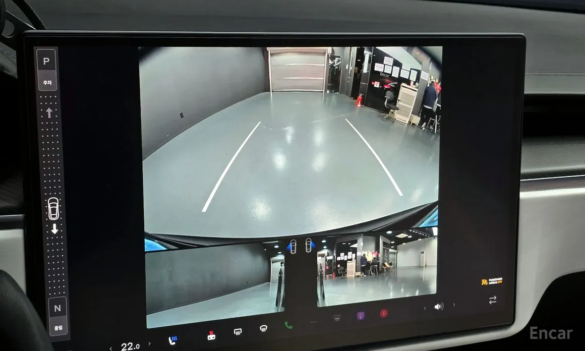 Photo 14 - Tesla Model S